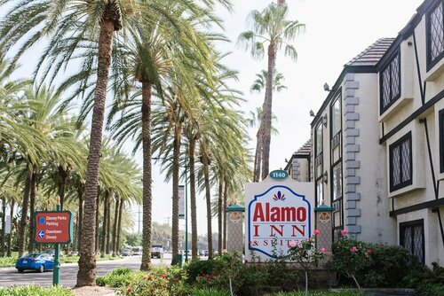 Внешний вид отеля Alamo Inn & Suites в Анахайме, фото 1