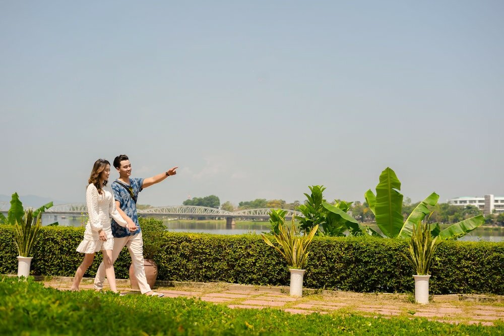 Фото Century Riverside