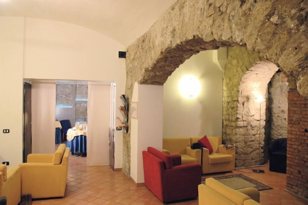 Фото Caravaggio Hotel