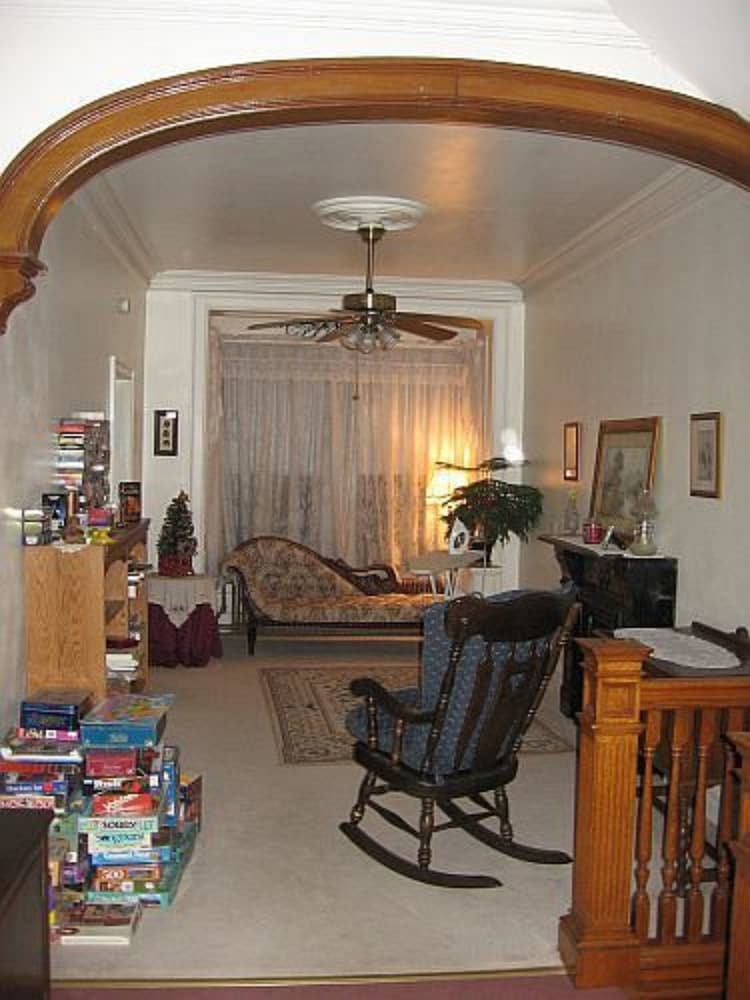 Фото Olde Judge Mansion