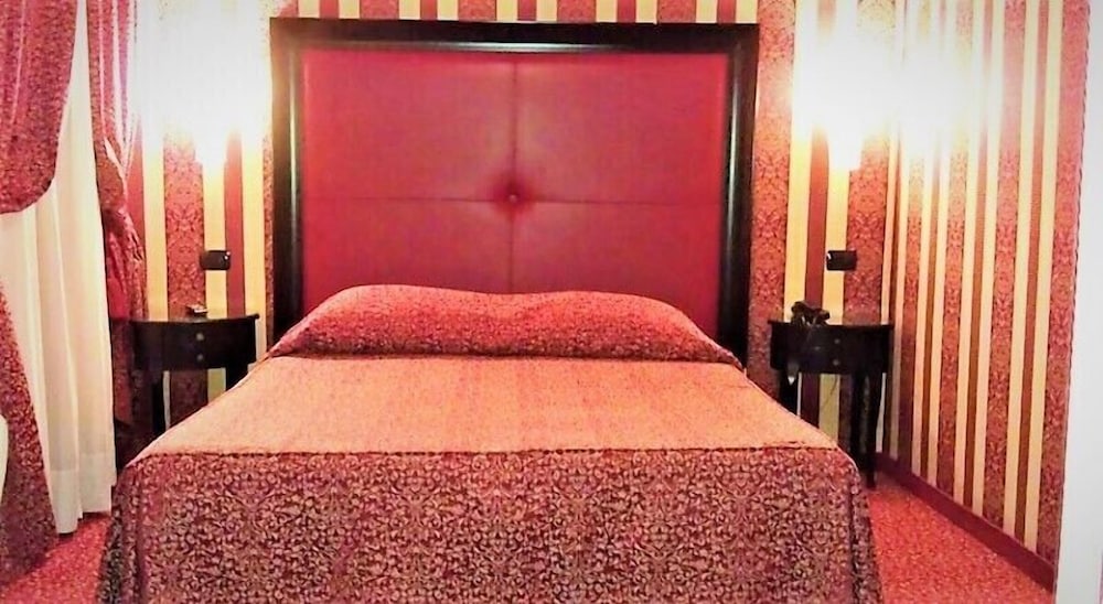 Фото Hotel Alcyone