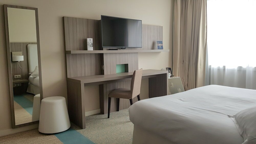 Фото Golden Tulip Aix les Bains