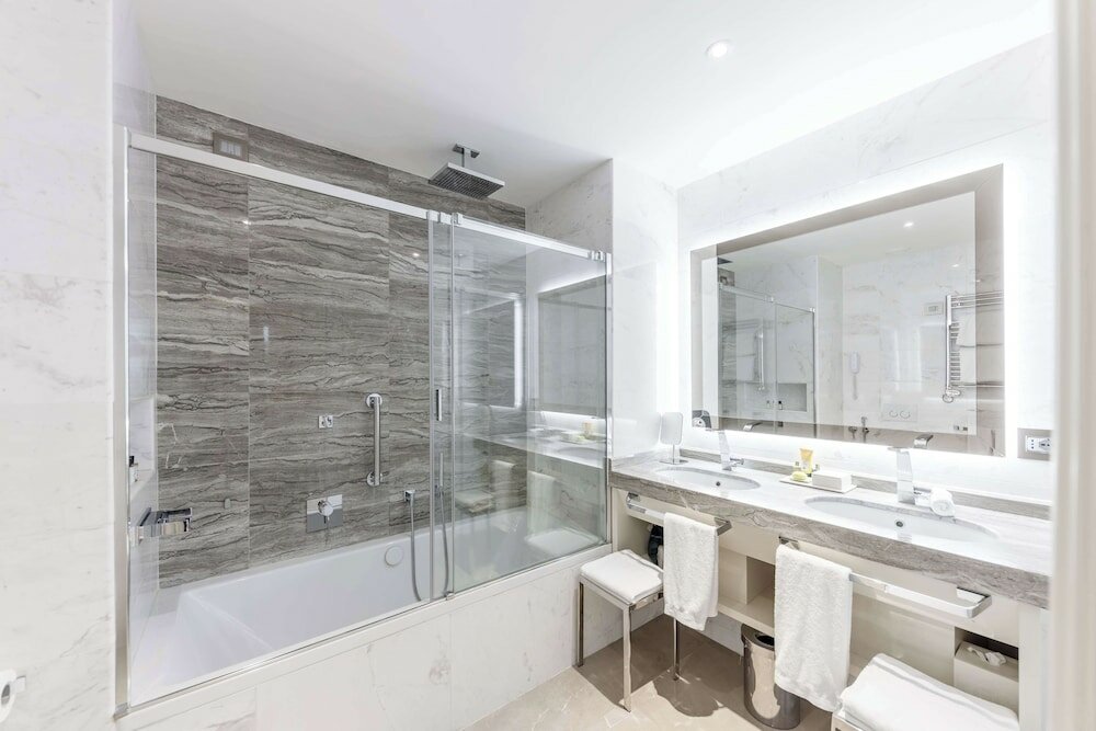 Фото Aleph Rome Hotel, Curio Collection by Hilton