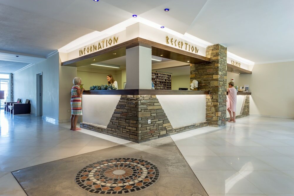 Фото Alexander The Great Beach Hotel