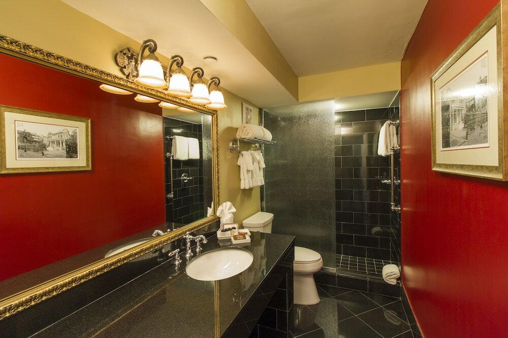 Фото Bourbon Orleans Hotel