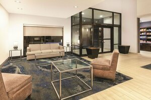 Гостиница La Quinta Inn & Suites by Wyndham Philadelphia Airport