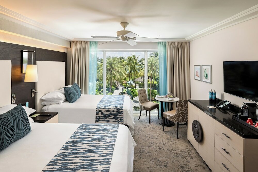 Фото The Palms Hotel & SPA