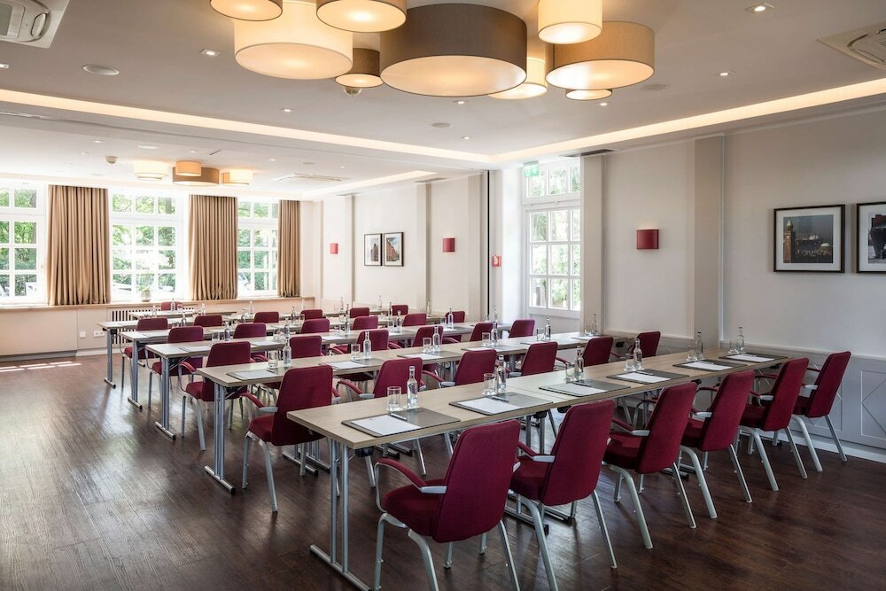 Фото Best Western Premier Alsterkrug Hotel