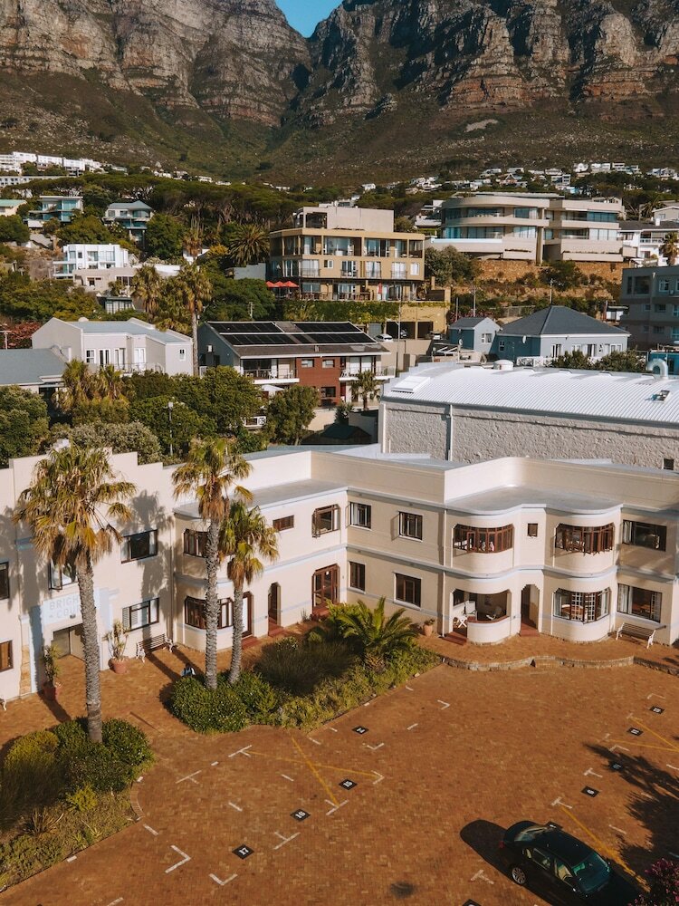 Фото Camps Bay Village