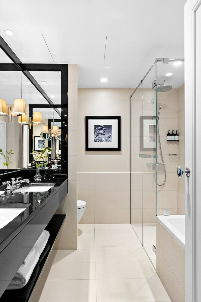 Фото Continental