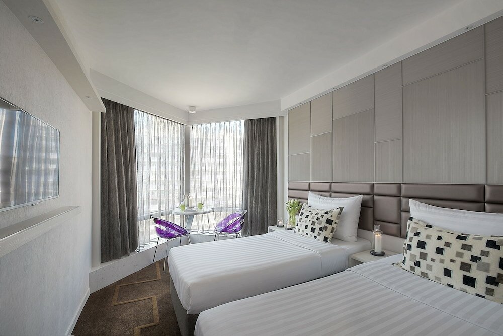 Фото Stanford Hotel