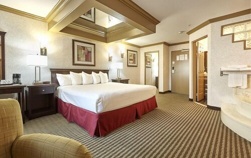 Гостиница Ramada by Wyndham Abbotsford в Абботсфорде