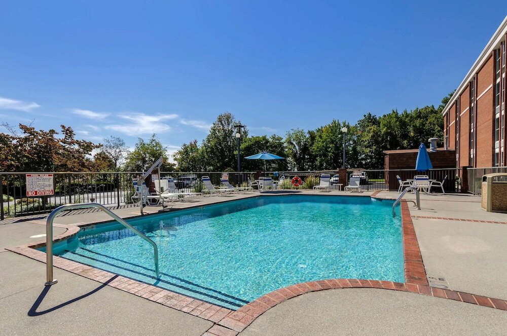 Фото Super 8 by Wyndham Vacaville