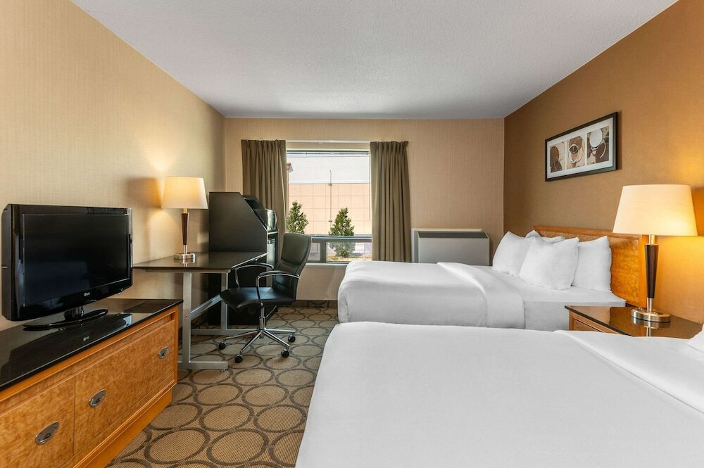 Фото Comfort Inn Hwy 401