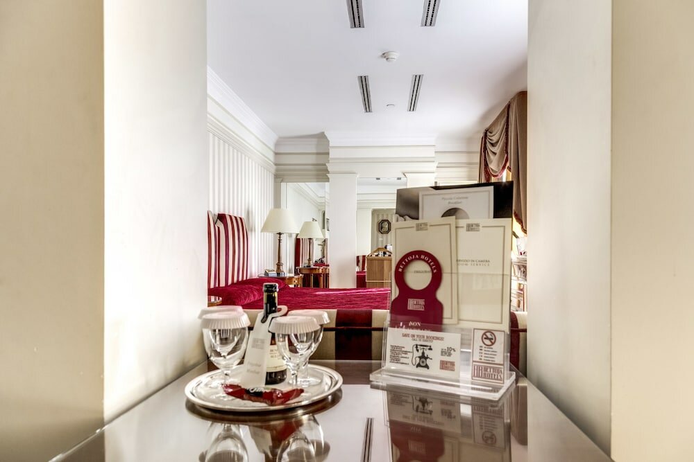 Фото Bettoja Hotel Mediterraneo