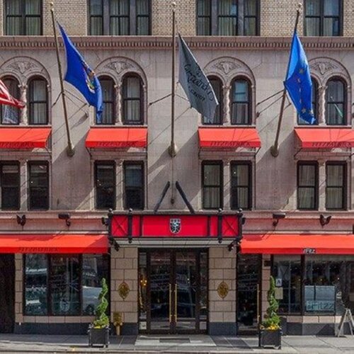 Гостиница Fitzpatrick Manhattan Hotel в Нью-Йорке