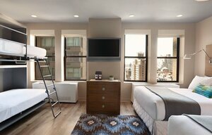 Гостиница The Gallivant Times Square