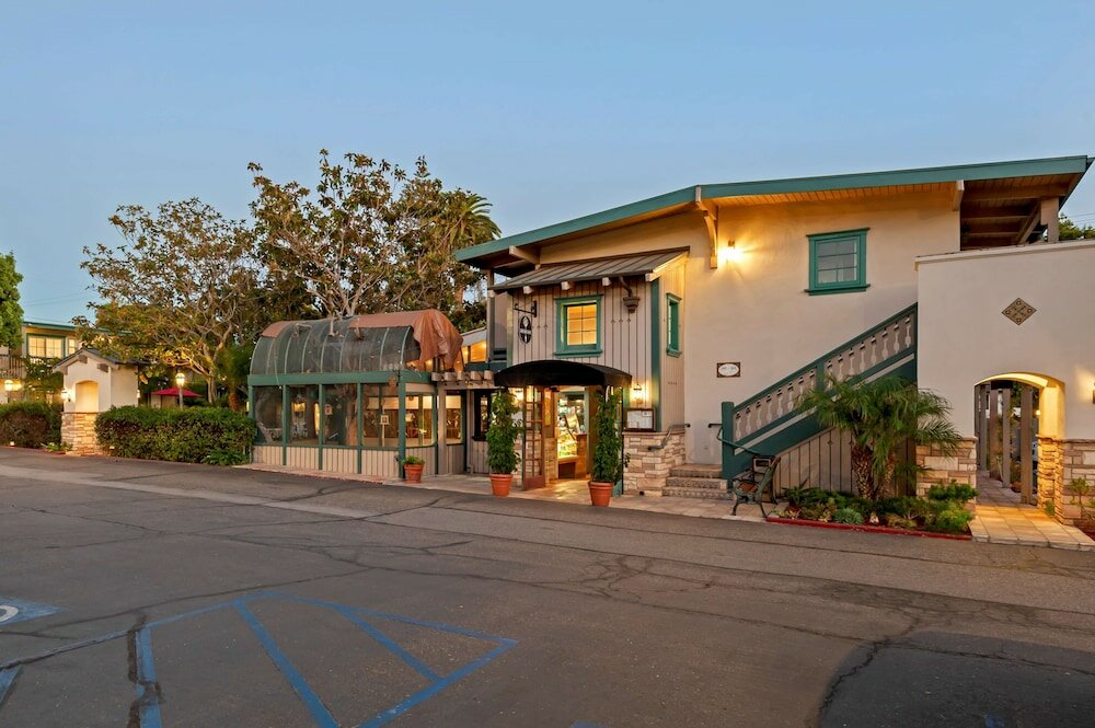 Фото Best Western Plus Santa Barbara