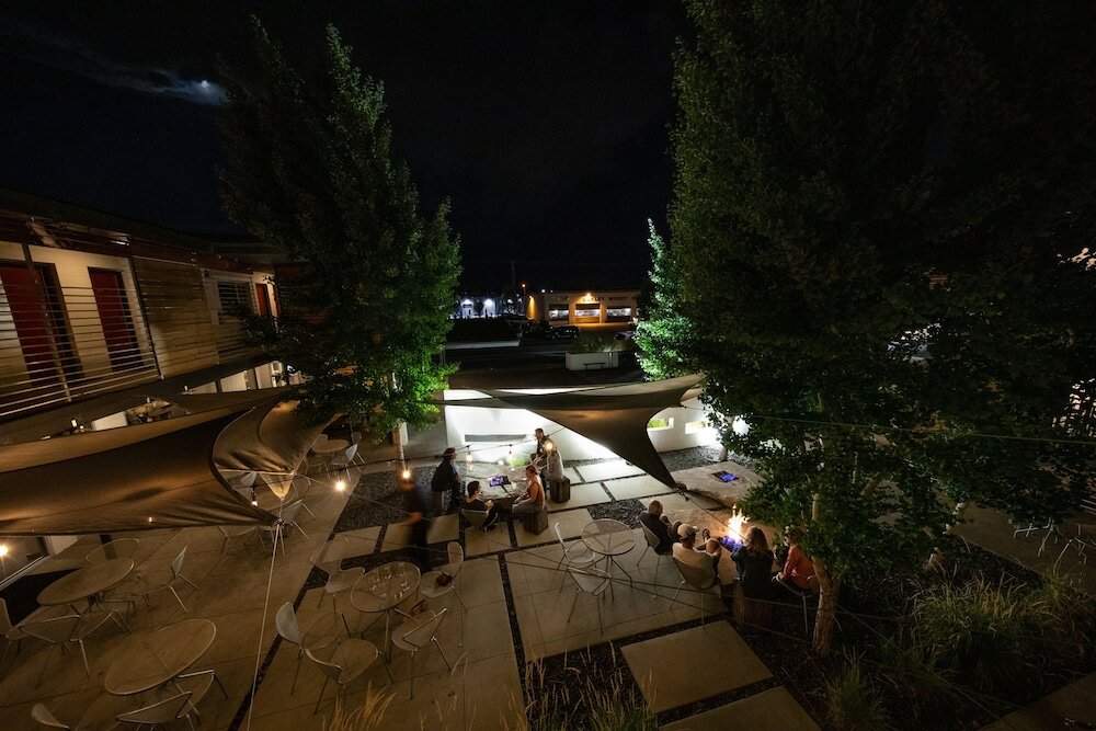 Фото Modern Hotel