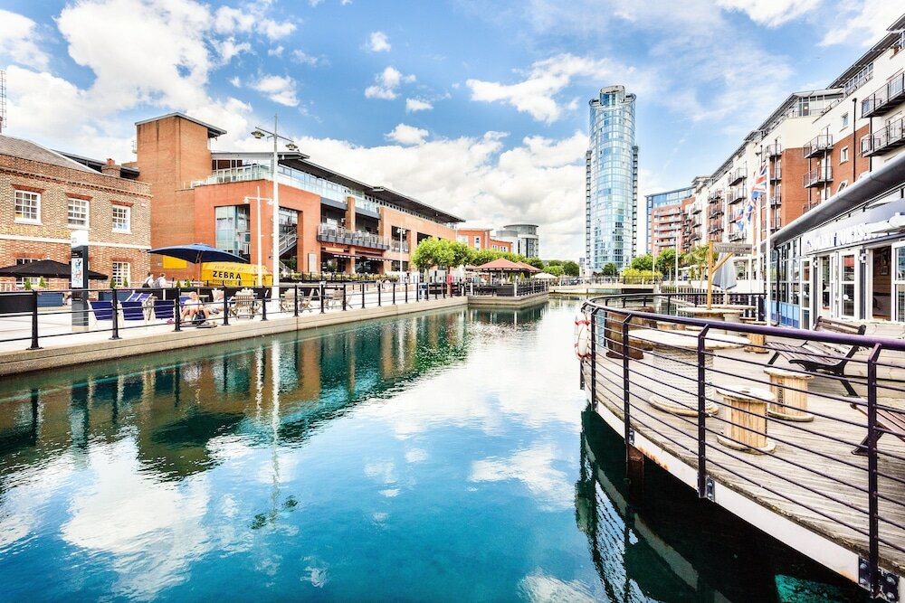 Фото Holiday Inn Express Portsmouth - Gunwharf Quays, an Ihg Hotel