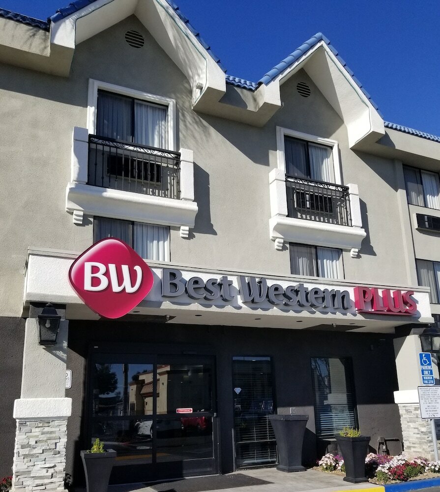 Фото Best Western Plus Diamond Valley Inn