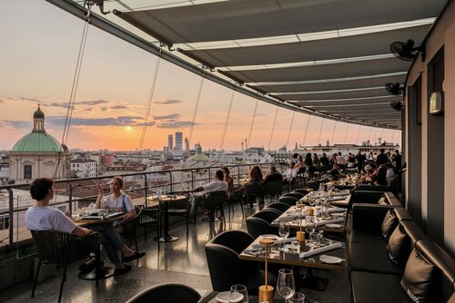 Гостиница Hotel Dei Cavalieri Milano Duomo в Милане