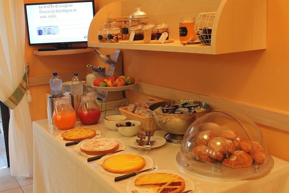 Фото Hotel Cladan