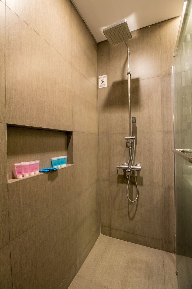 Фото Bayfront Hotel Cebu - North Reclamation