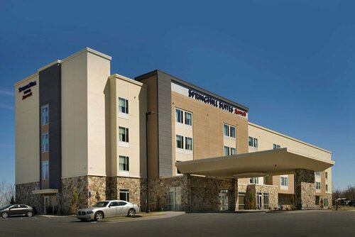 Гостиница SpringHill Suites Bridgeport Clarksburg