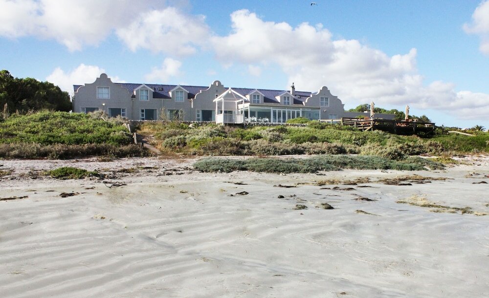 Фото Blue Bay Lodge