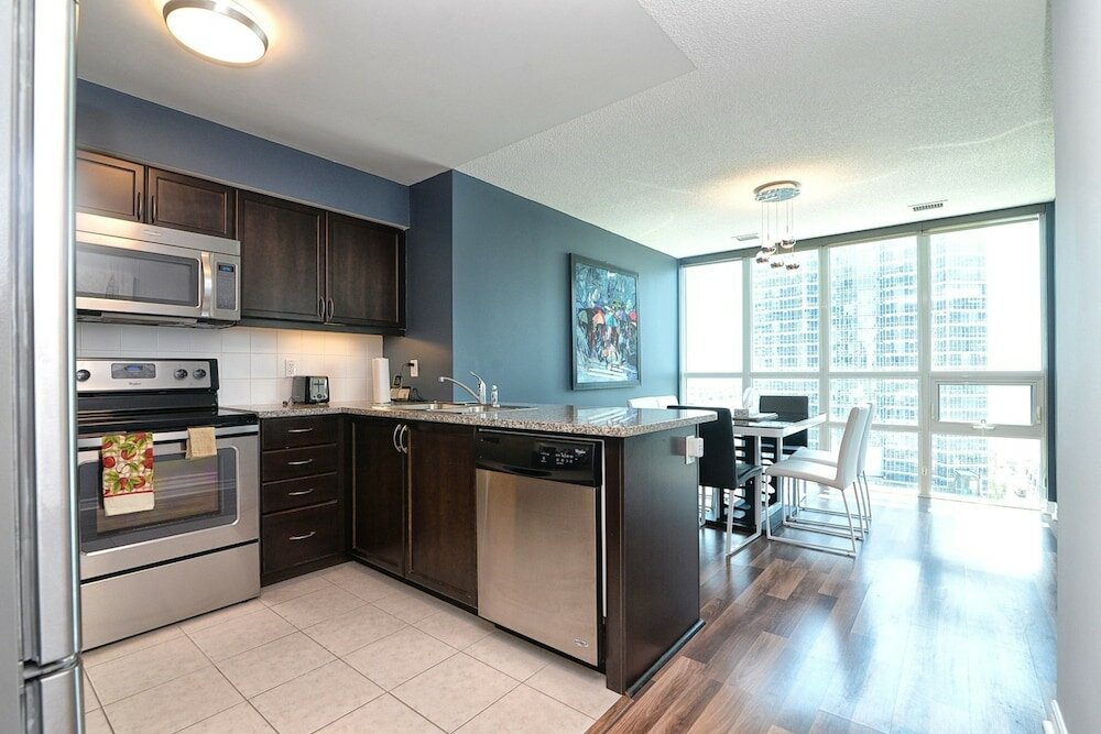 Фото Napa Furnished Suites & Apartments