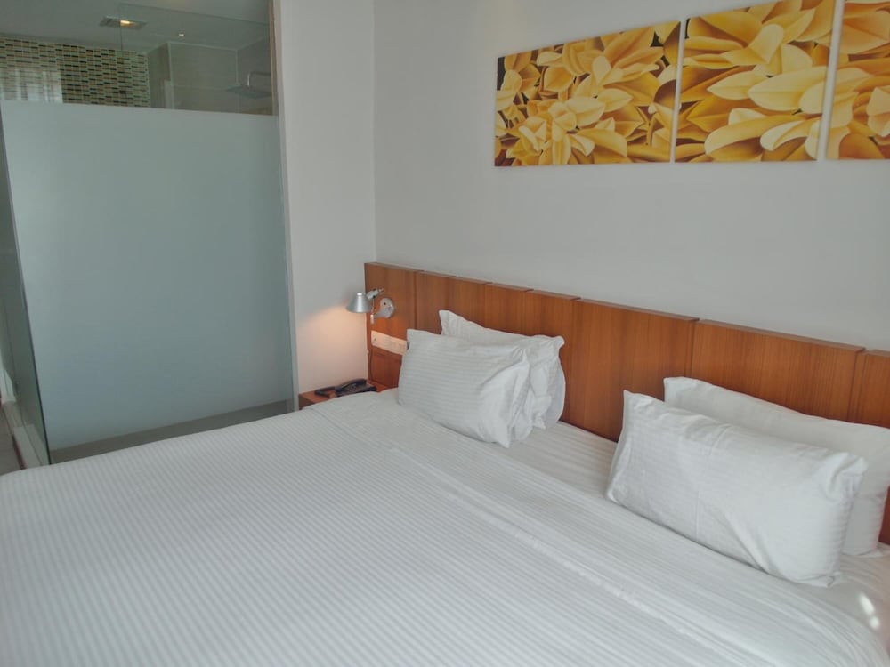 Фото Hotel French Ipoh