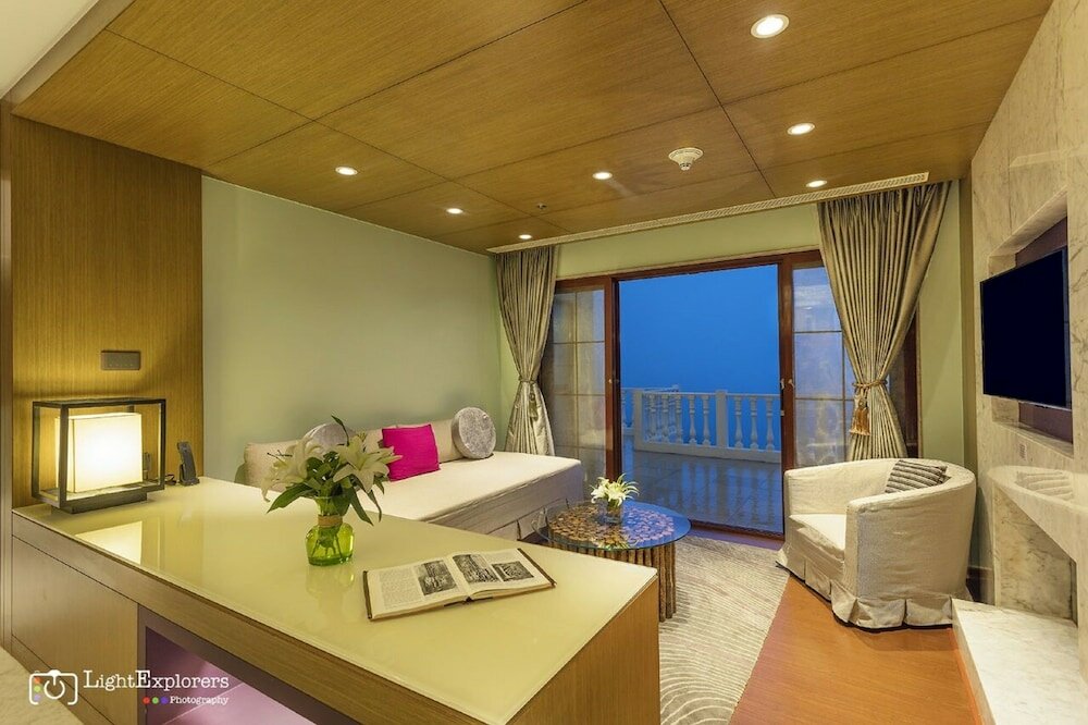 Фото Le Méridien Mahabaleshwar Resort & SPA