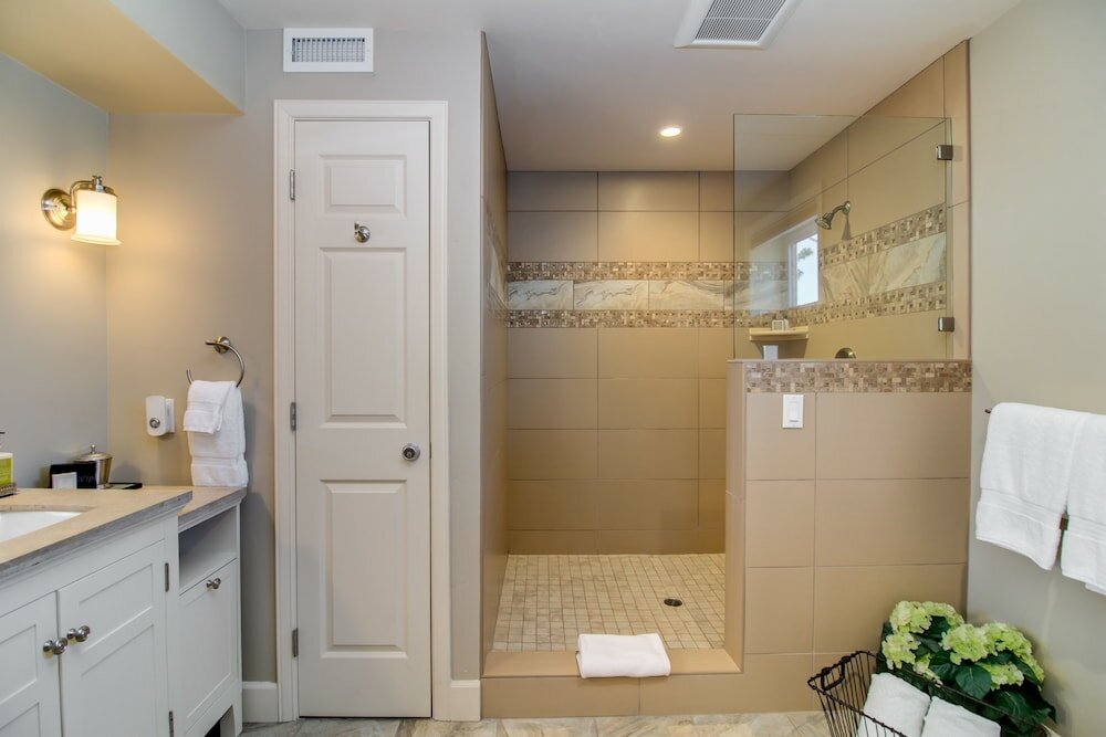 Фото Winchester Inn