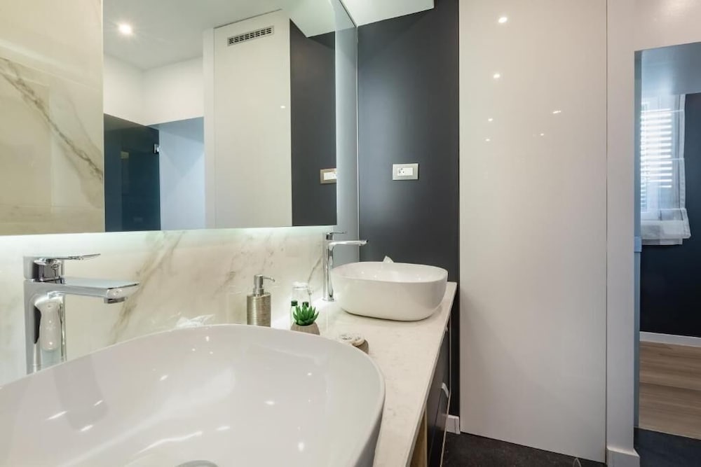 Фото Marcius Luxury Apartment