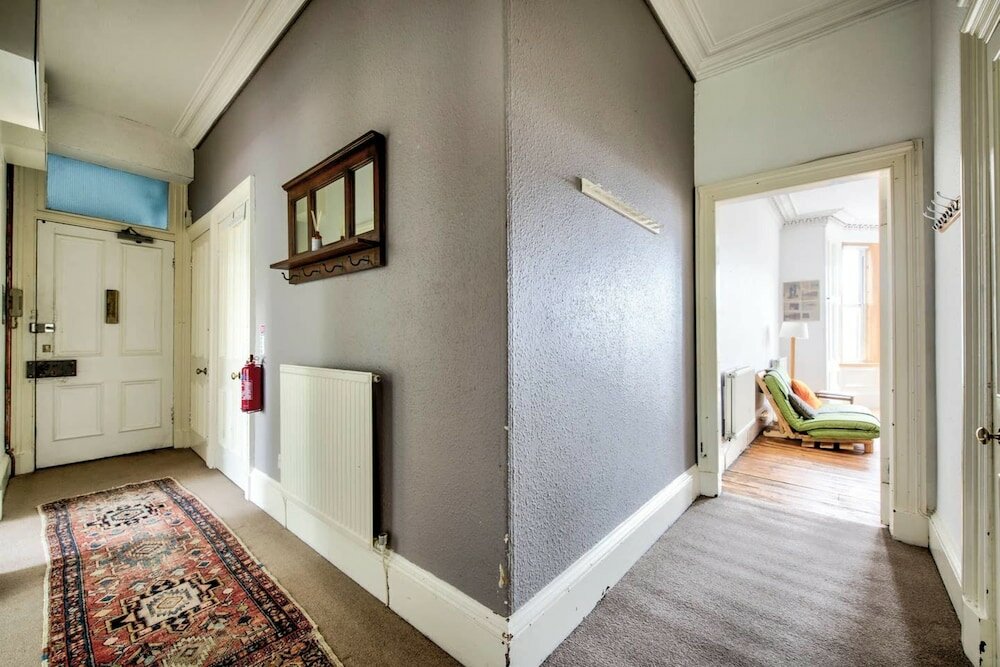 Фото Bright Flat in City Centre for up to 6 Guests!