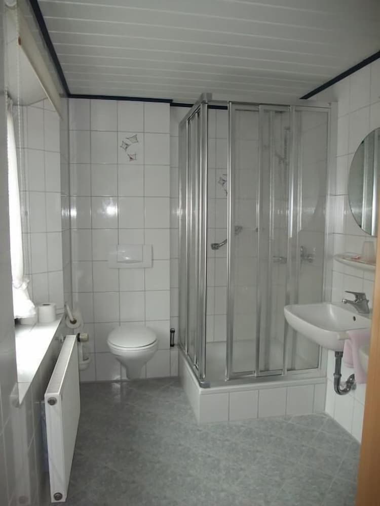 Фото Gasthof-Pension Alte Post