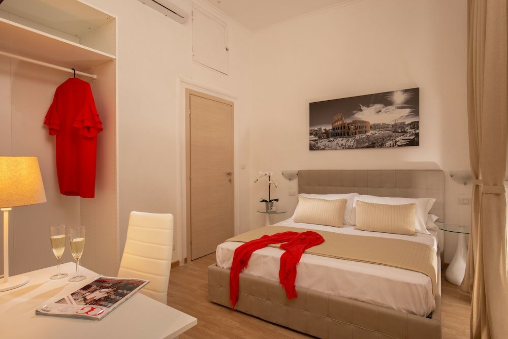 Фото Domus Veneto Rome