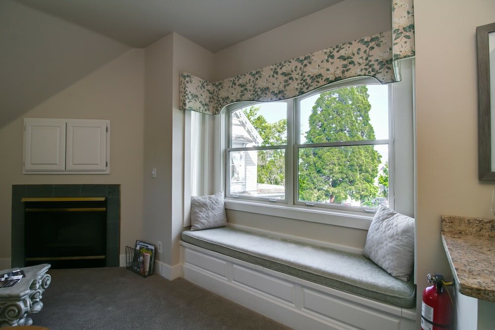 Фото Winchester Inn