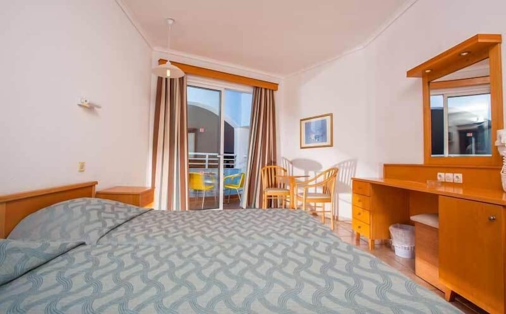 Фото Отель Continental Palace S.A.