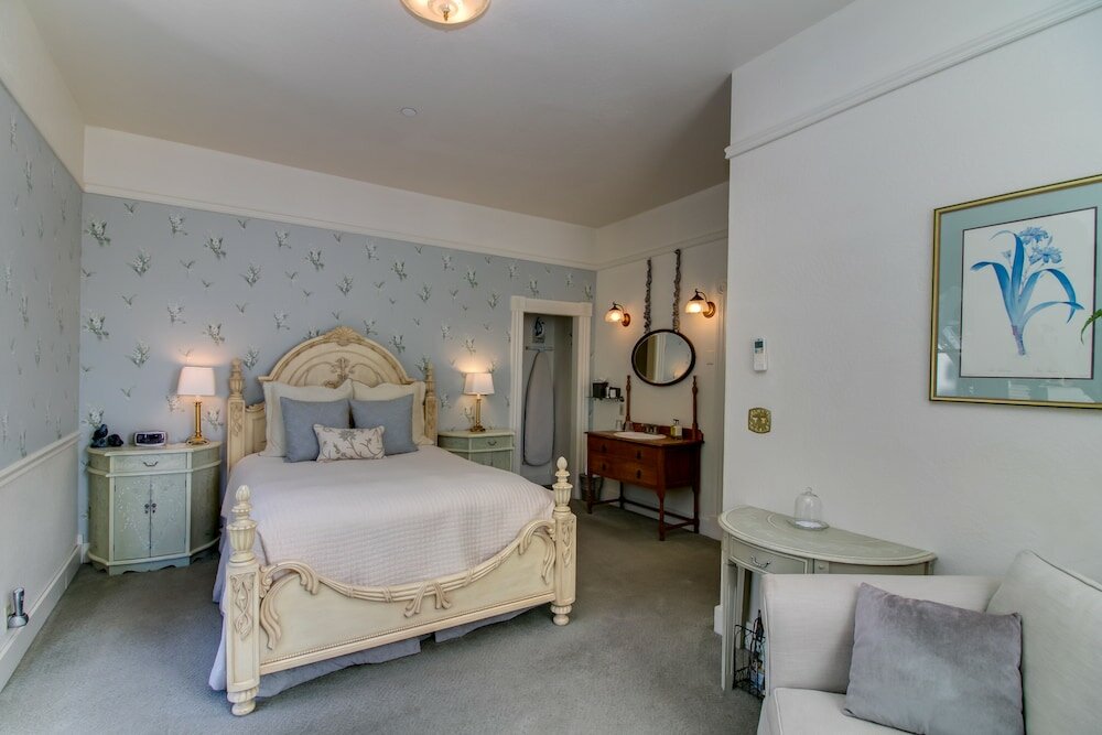 Фото Winchester Inn