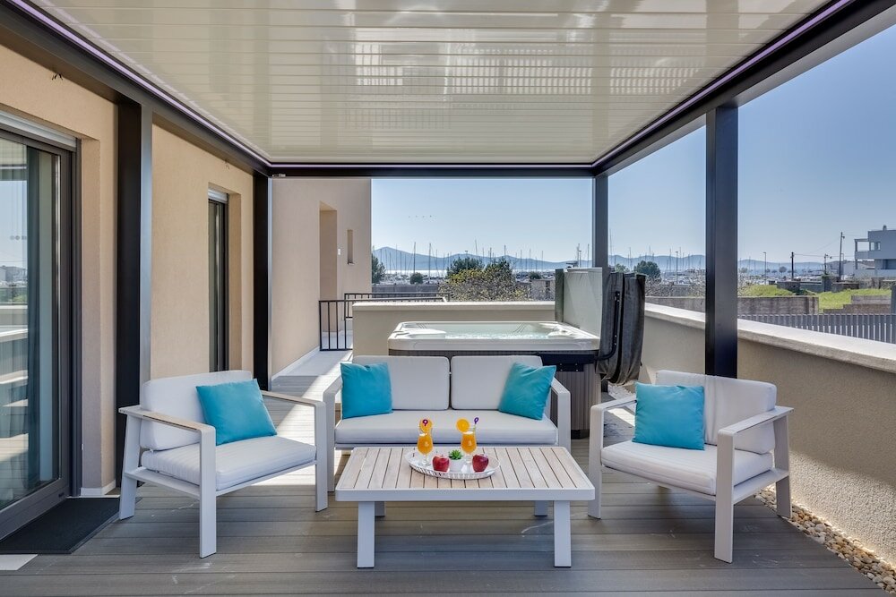 Фото Shell Luxury Residences