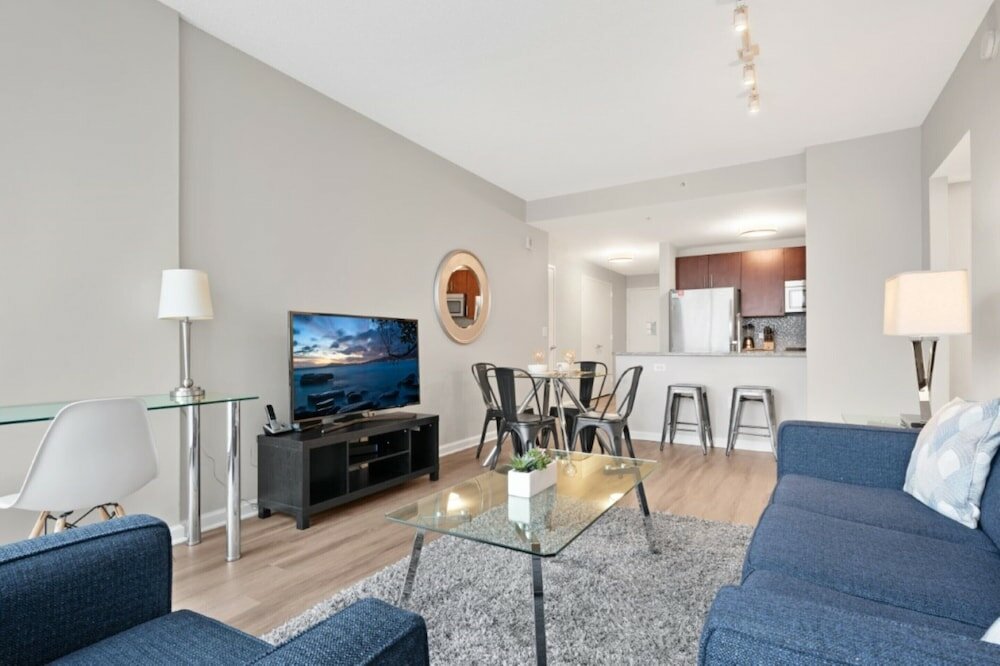 Фото Global Luxury Suites at Newport