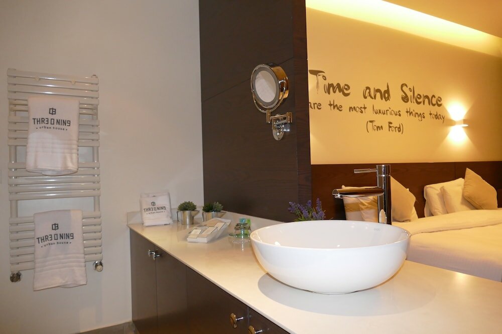 Фото Three O Nine Urban House