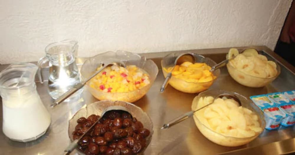 Фото Sandyford Hotel