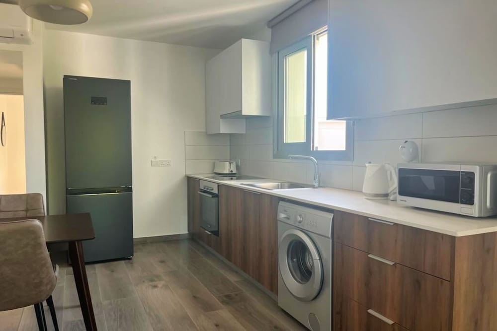 Фото Phaedrus Living Coral Suites Aura