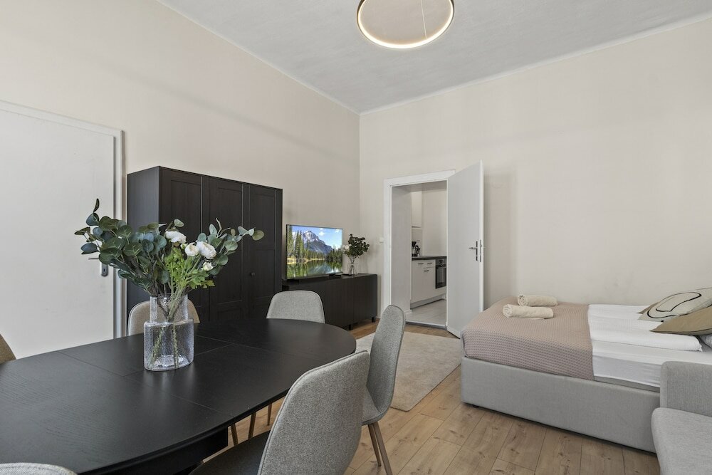 Фото Stylish Apartments near Akh