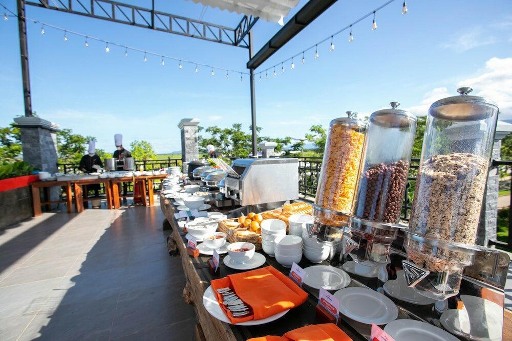 Фото Wonderland Suites and Resort