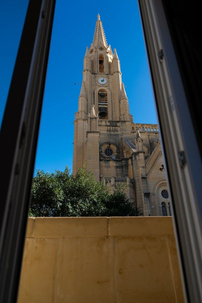 Фото The White Knight Premium Boutique Hotel