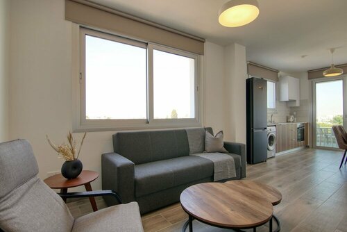 Гостиница Phaedrus Living Coral Suites Aquatic в Ларнаке